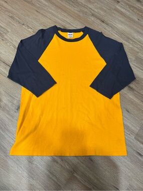Vintage 90’s Anvil Yellow and Navy Raglan Baseball Tee